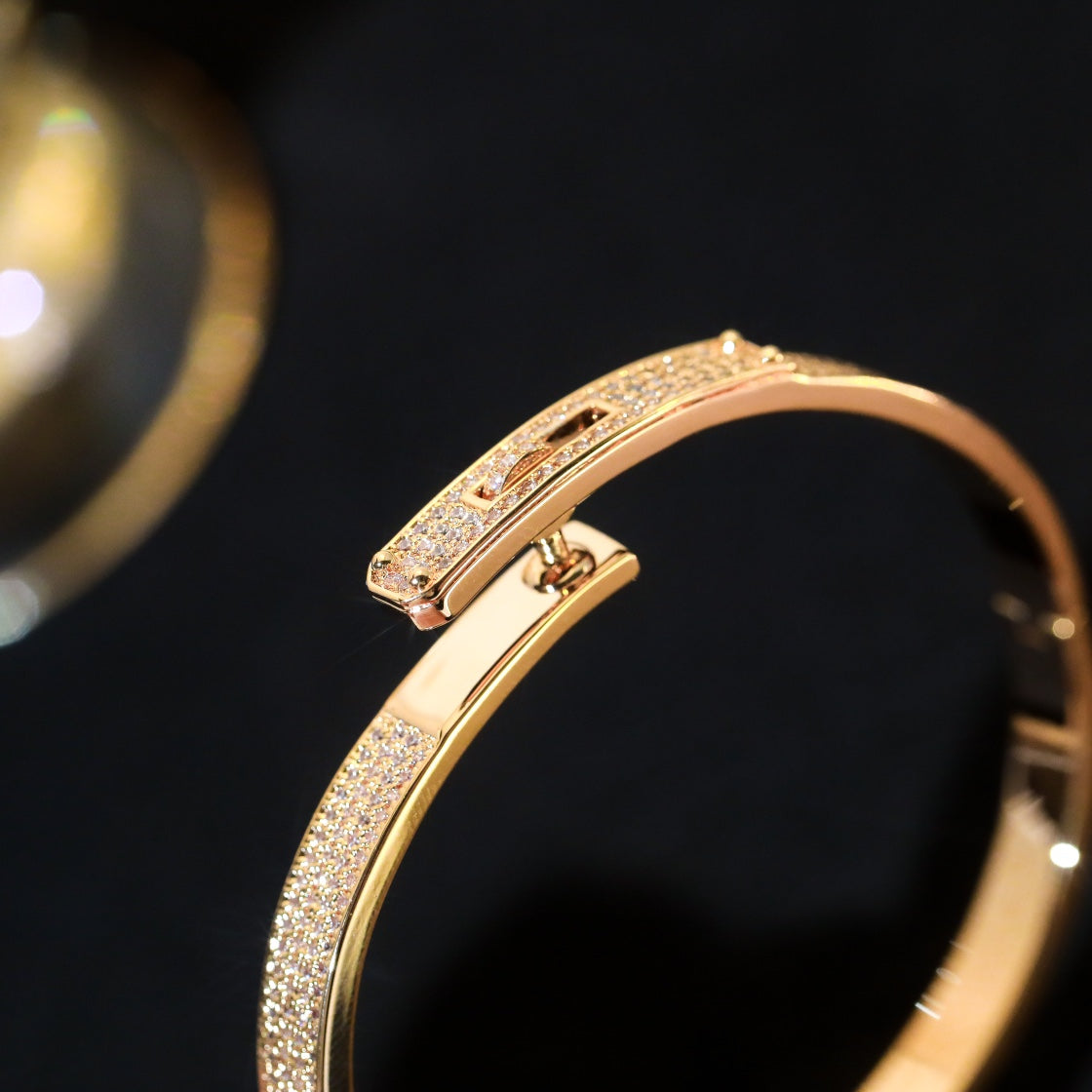 ¡®Lume Jewels¡¯KELLY BRACELET DIAMOND PAVED