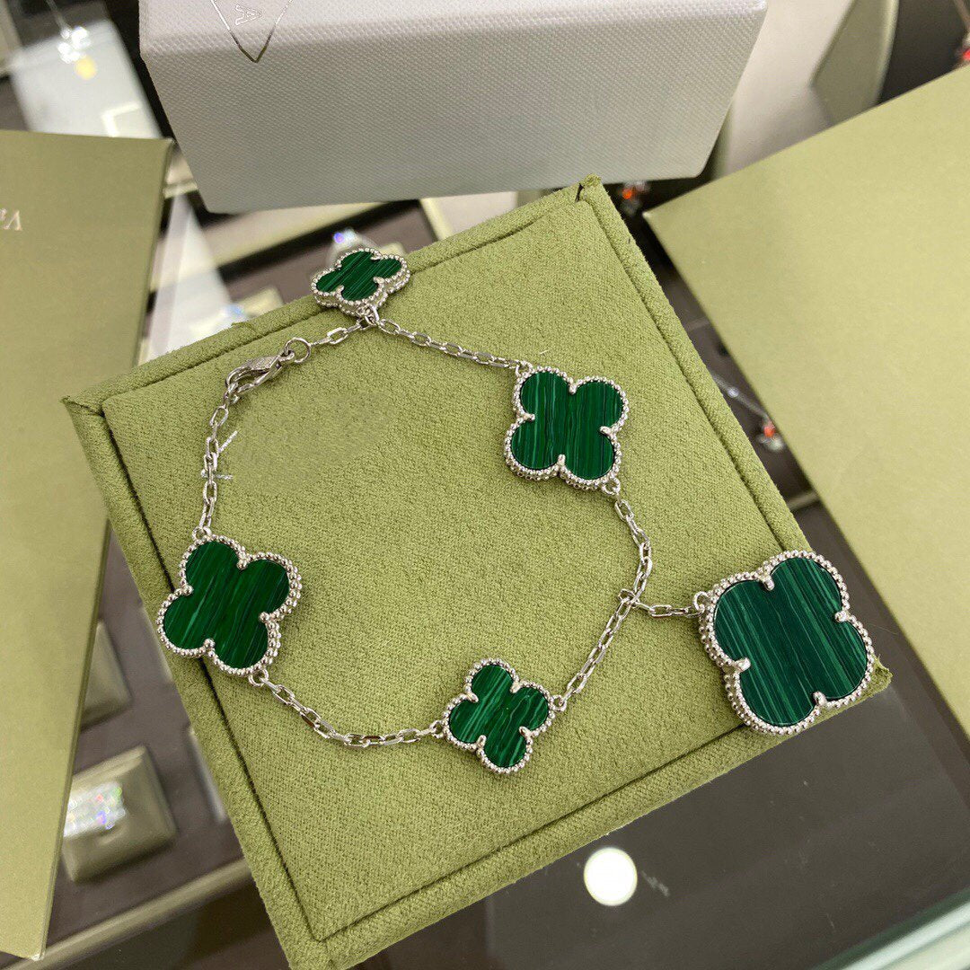 ¡®Lume Jewels¡¯CLOVER 5 MOTIFS SIVLER MALACHITE BRACELET