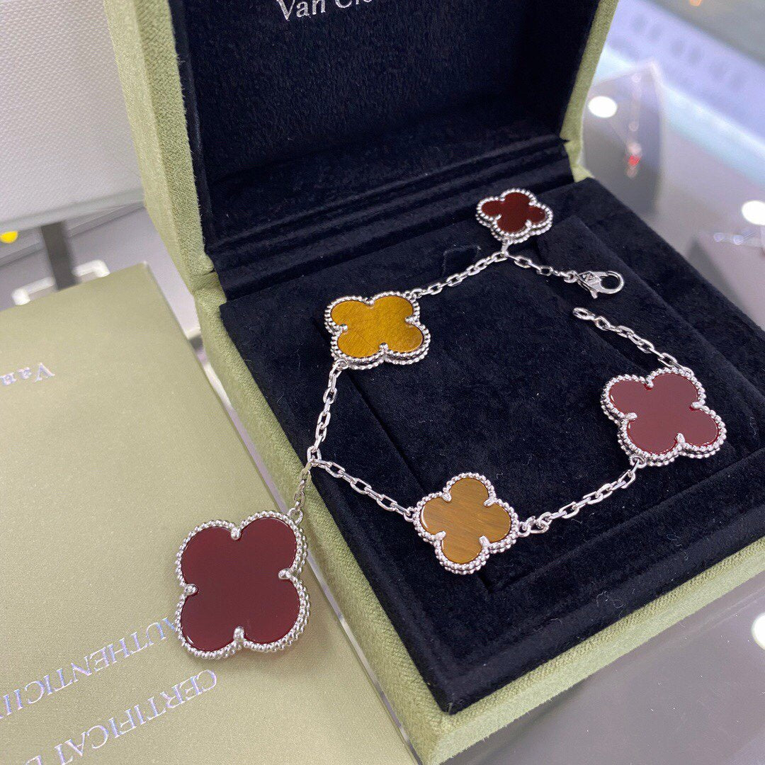 ¡®Lume Jewels¡¯CLOVER 5 MOTIFS SIVLER CARNELIAN TIGER EYE BRACELET