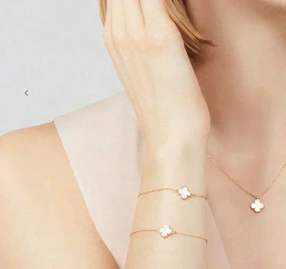 ¡®Lume Jewels¡¯CLOVER MINI 9.5MM WHITE MOTHER-OF-PEARL NECKLACE