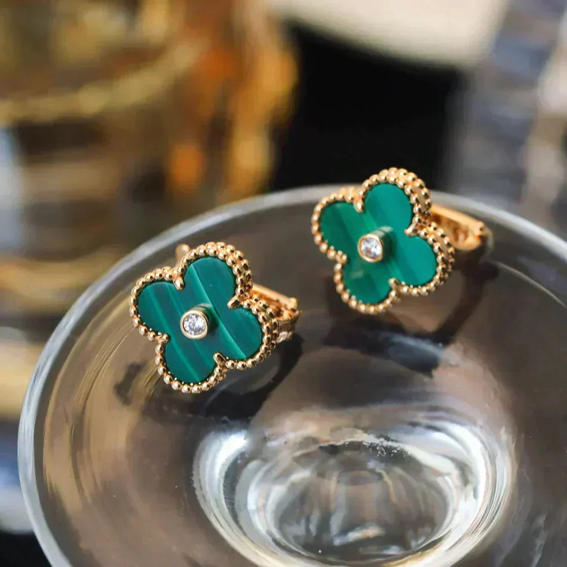 ¡®Lume Jewels¡¯CLOVER MEDIUM 1 MOTIFS MALACHITE DIAMOND EARRINGS