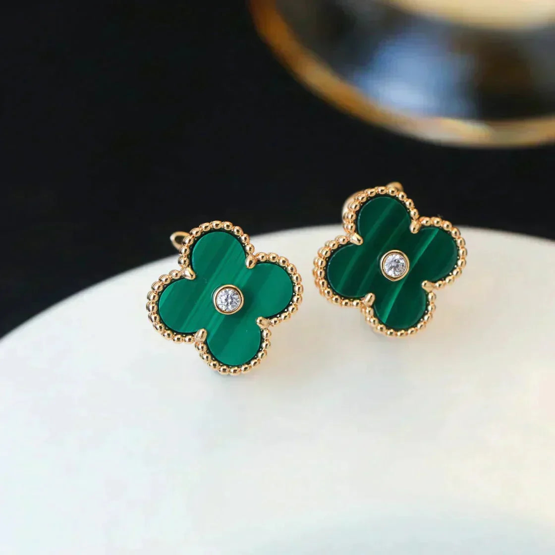 ¡®Lume Jewels¡¯CLOVER MEDIUM 1 MOTIFS MALACHITE DIAMOND EARRINGS