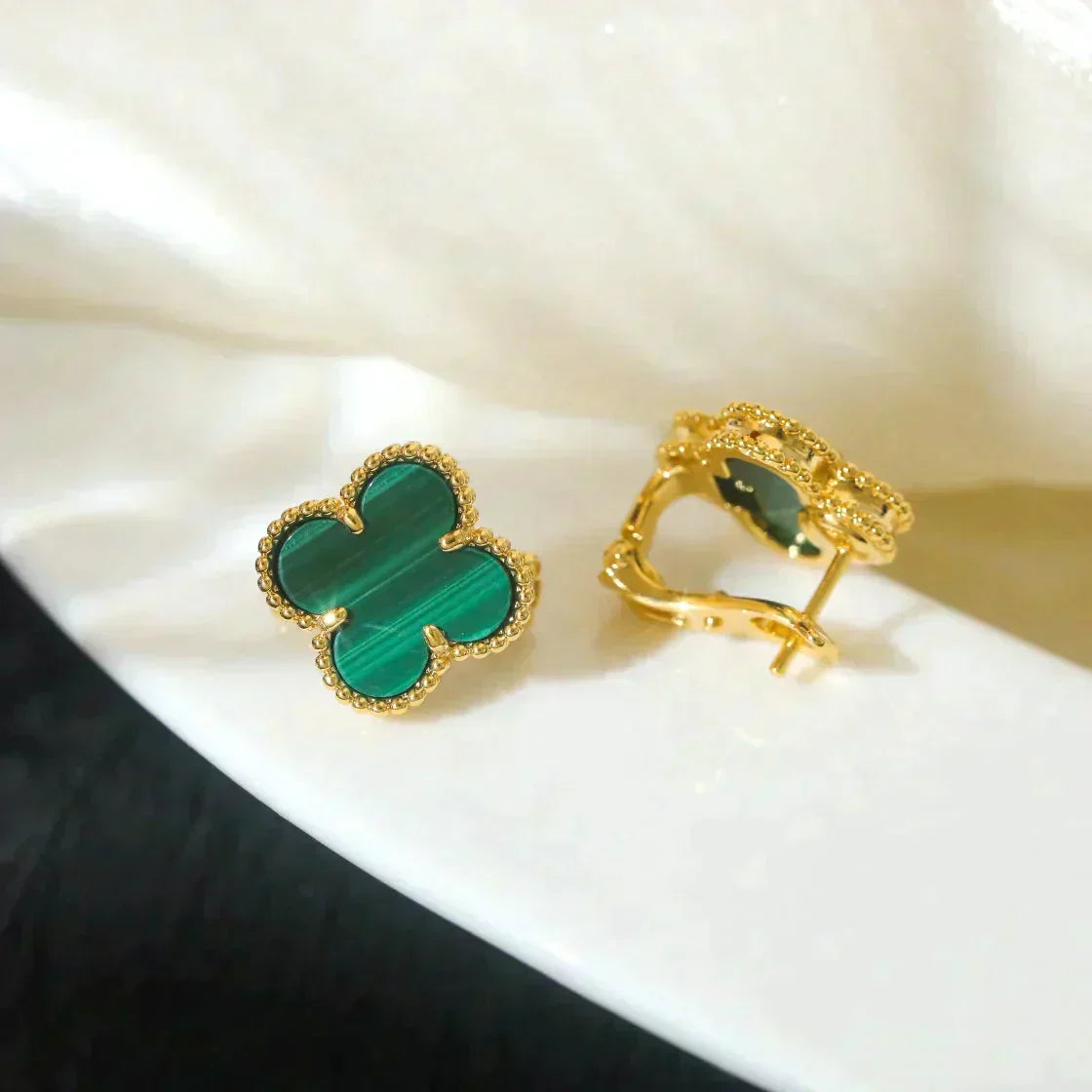 ¡®Lume Jewels¡¯CLOVER MEDIUM 1 MOTIFS MALACHITE  EARRINGS