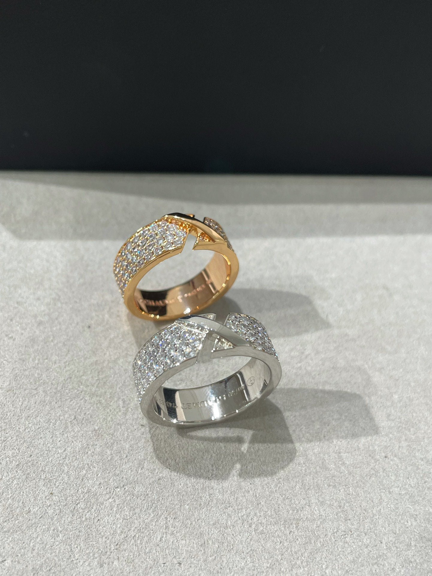 ¡®Lume Jewels¡¯LIENS EVIDENCE  DIAMOND PAVED RING