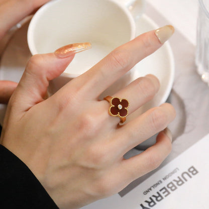 ¡®Lume Jewels¡¯CLOVER CARNELIAN RING ROSE GOLD DIAMOND