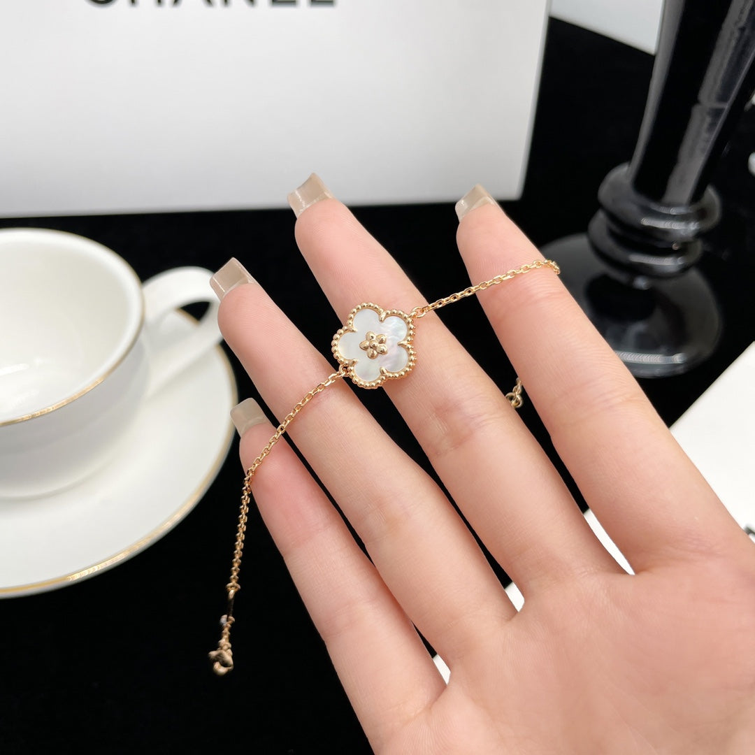 ¡®Lume Jewels¡¯LUCKY SPRING ROSE GOLD MOP BRACELET