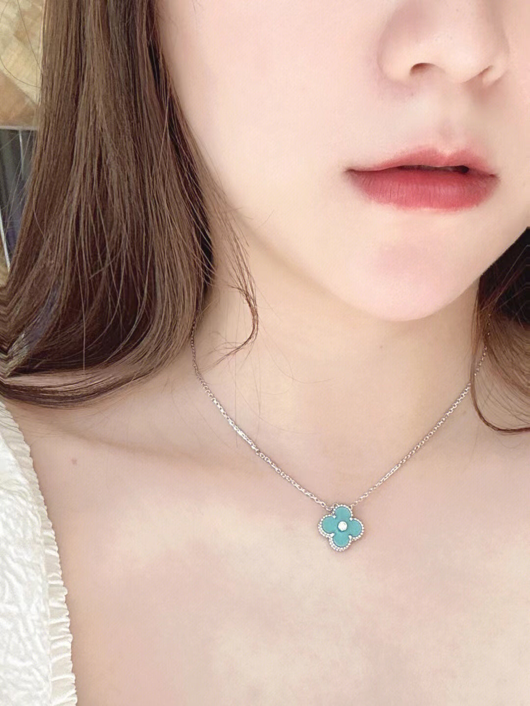 ¡®Lume Jewels¡¯CLOVER 1 DIAMOND LIGHT BLUE SILVER NECKLACE