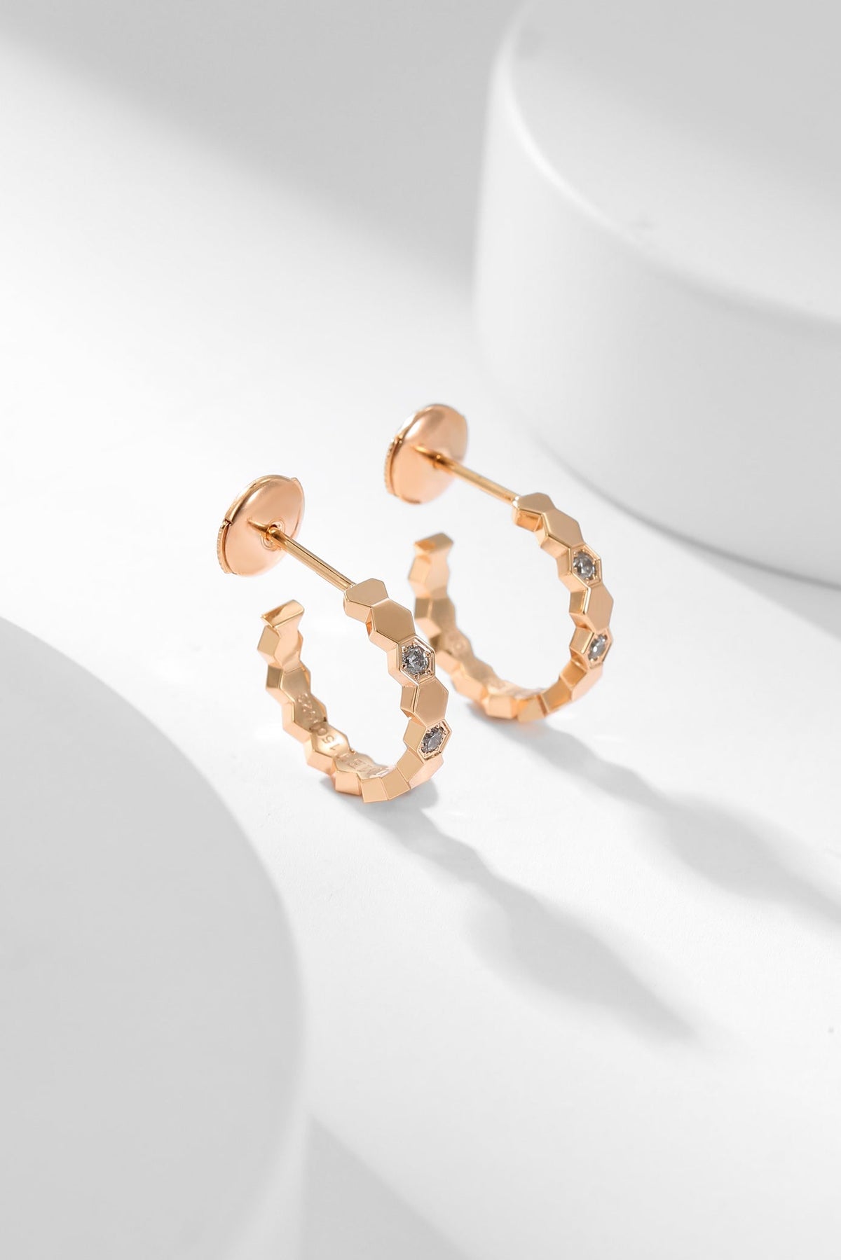 ¡®Lume Jewels¡¯BEE LOVE DIAMOND HOOP EARRINGS