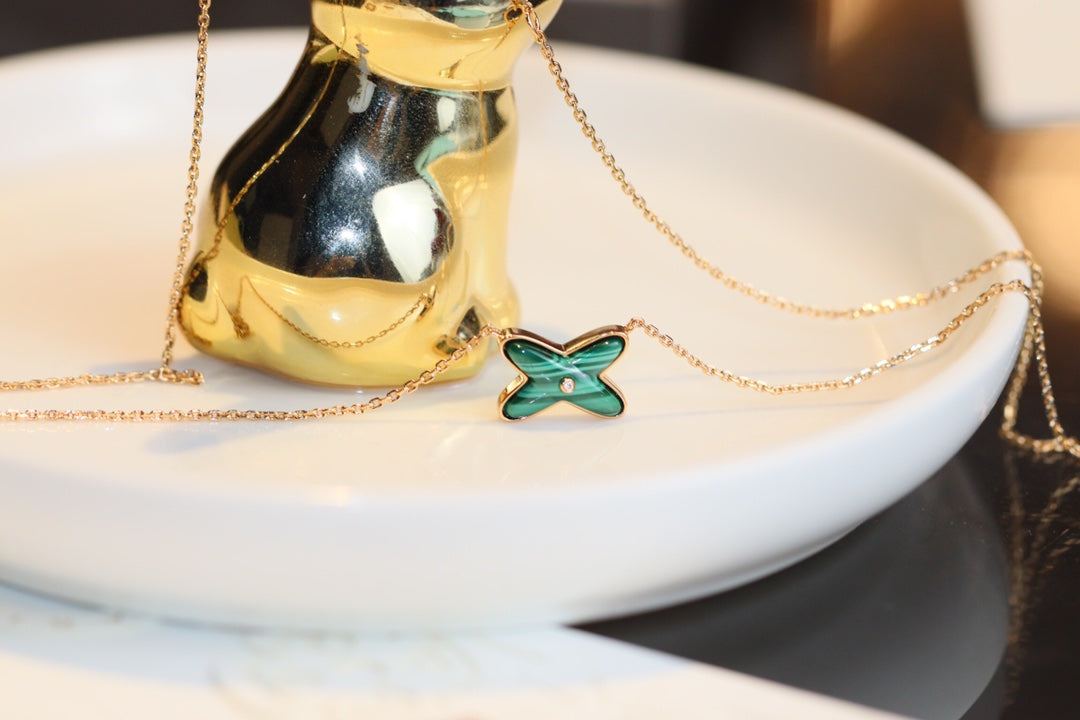 ¡®Lume Jewels¡¯JEUX MALACHITE 1 DIAMOND PINK GOLD NECKLACE