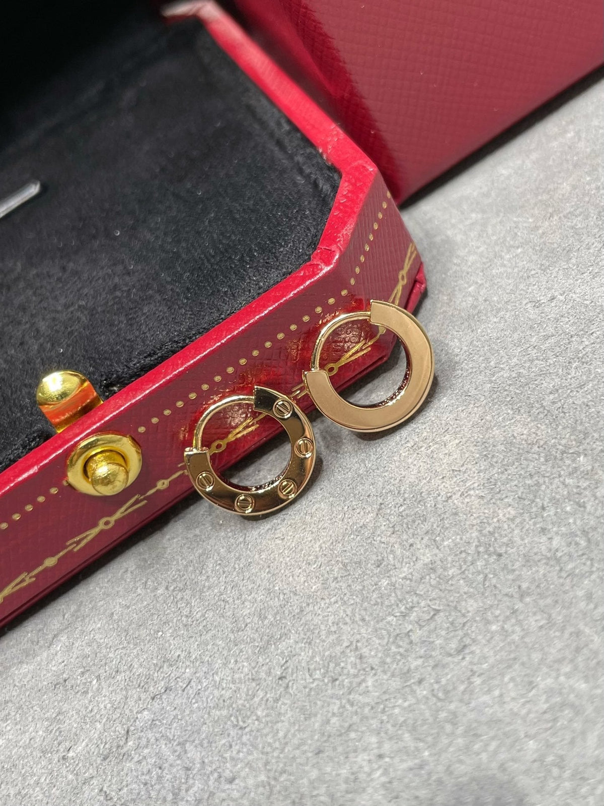 ¡®Lume Jewels¡¯LOVE MINI EARRINGS