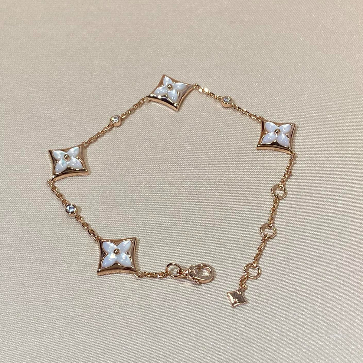 ¡®Lume Jewels¡¯STAR 4 MOTIF MOP DIAMOND PINK GOLD BRACELET