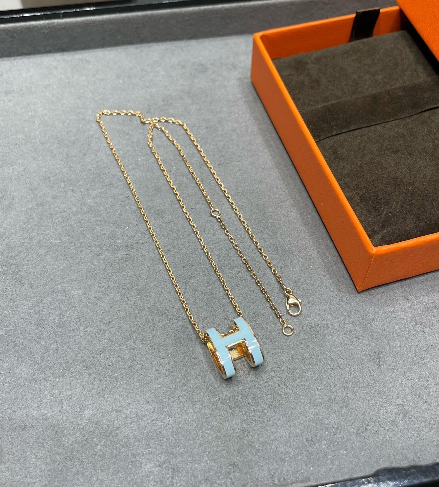 ¡®Lume Jewels¡¯POP H SKY BLUE NECKLACE