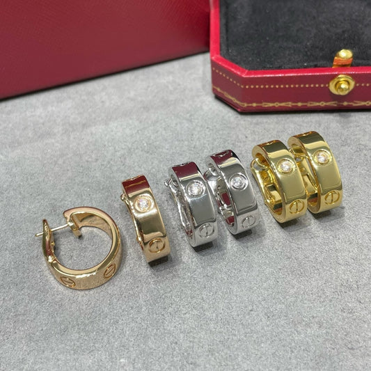 ¡®Lume Jewels¡¯LOVE 5.5MM 1 DIAMOND EARRINGS