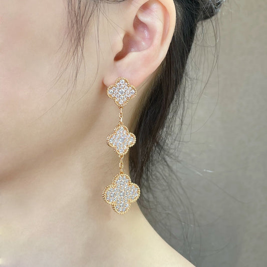 ¡®Lume Jewels¡¯CLOVER 3 MOTIFS DIAMOND PAVED ROSE GOLD EARRINGS