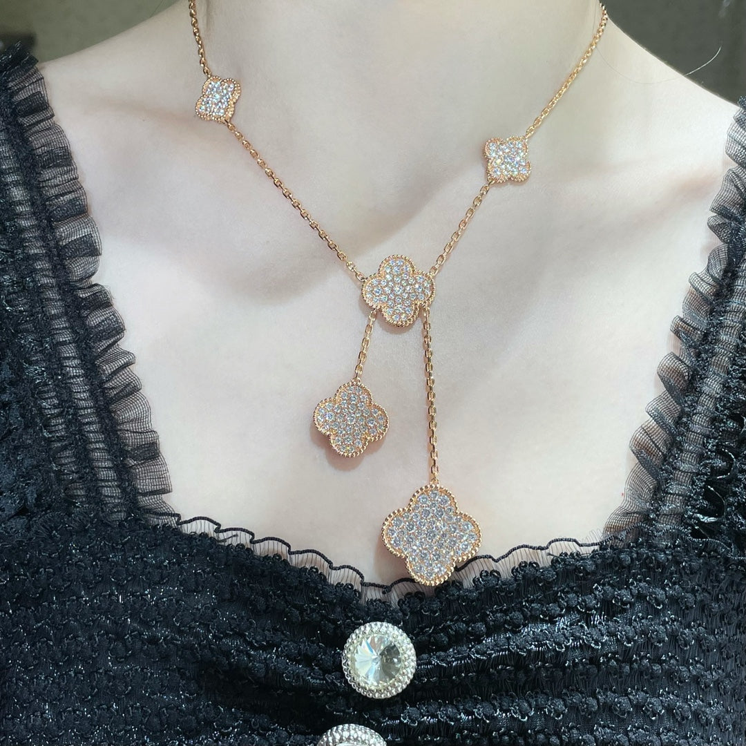 ¡®Lume Jewels¡¯CLOVER 6 MOTIF DIAMOND PAVED NECKLACE