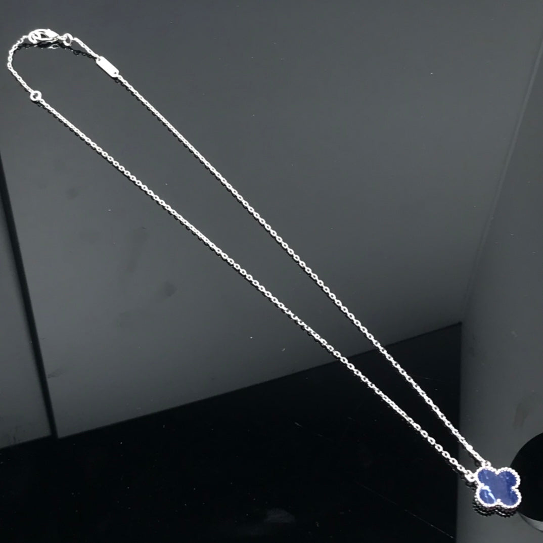 ¡®Lume Jewels¡¯CLOVER PIETERSITE SILVER LONG NECKLACE