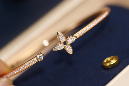 ¡®Lume Jewels¡¯IDYLLE PINK GOLD OPEN BRACELET DIAMOND PAVED