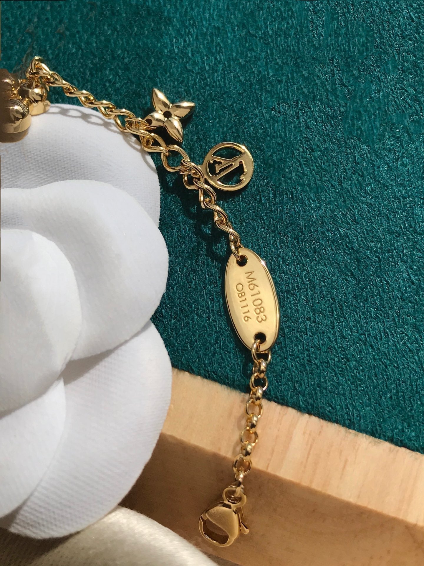 ¡®Lume Jewels¡¯BLOOMING PINK GOLD MOP BRACELET