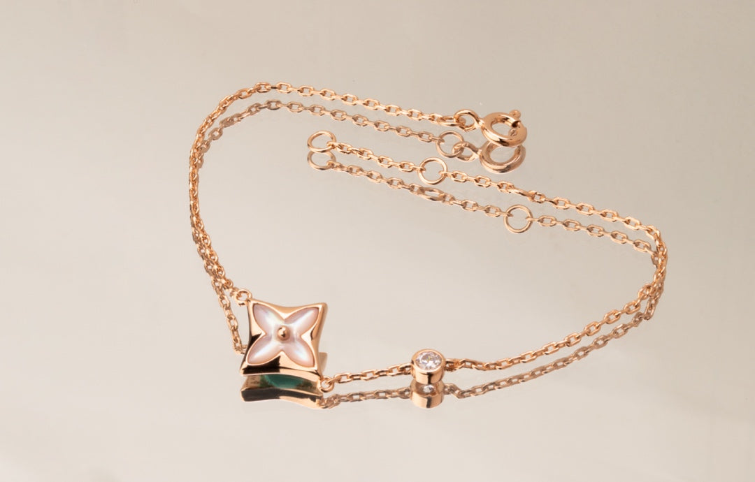 ¡®Lume Jewels¡¯STAR PINK MOP 1 DIAMOND PINK GOLD NECKLACE