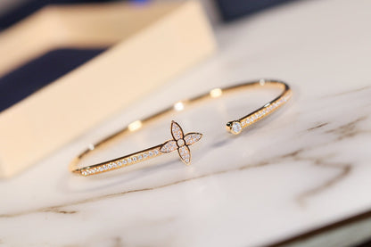¡®Lume Jewels¡¯IDYLLE GOLD OPEN BRACELET DIAMOND PAVED