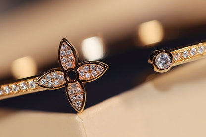 ¡®Lume Jewels¡¯IDYLLE GOLD OPEN BRACELET DIAMOND PAVED