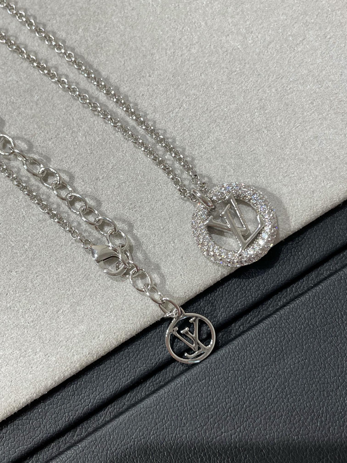 ¡®Lume Jewels¡¯BY NIGHT DIAMOND PAVED NECKLACE