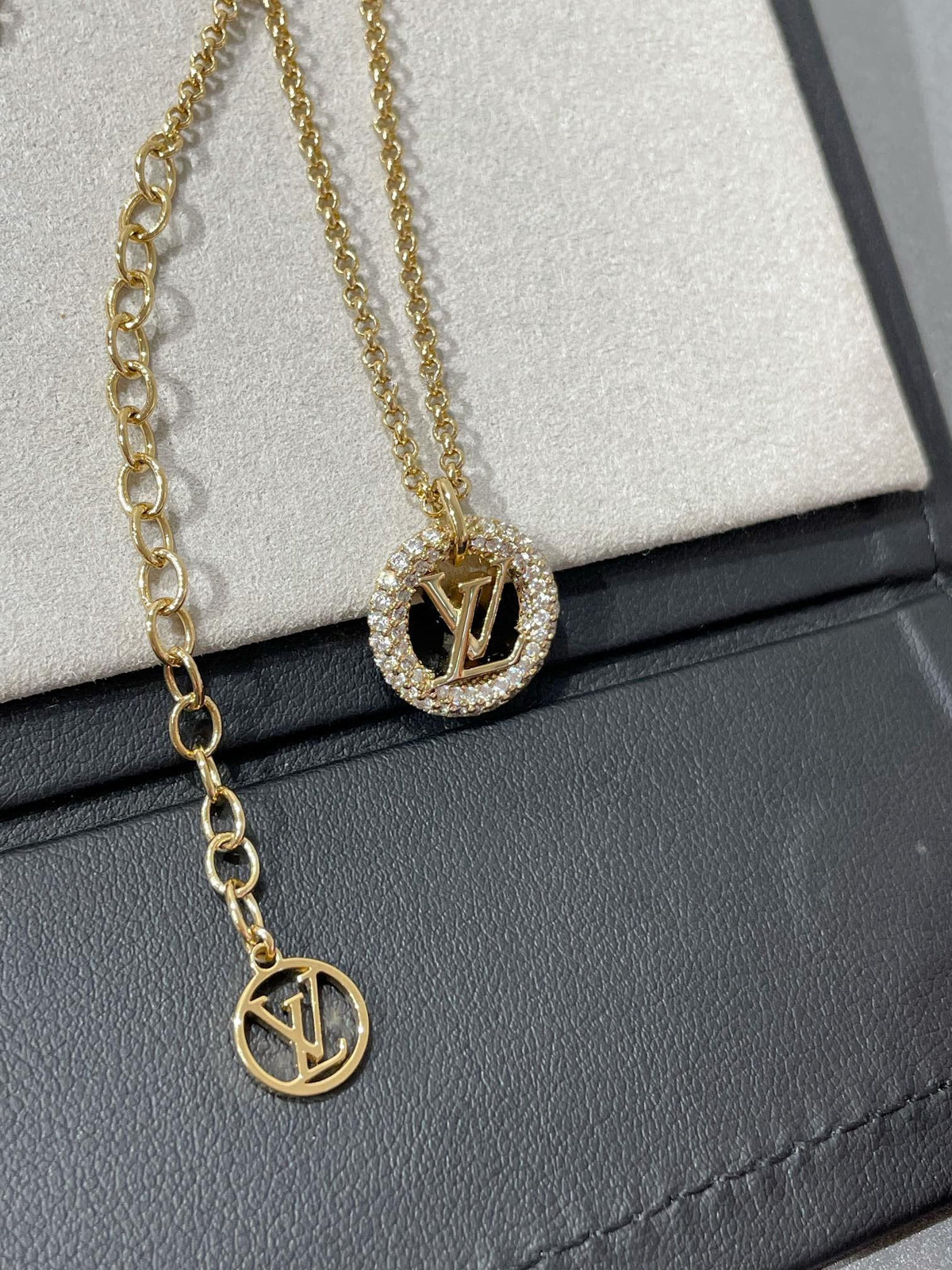 ¡®Lume Jewels¡¯BY NIGHT DIAMOND PAVED NECKLACE