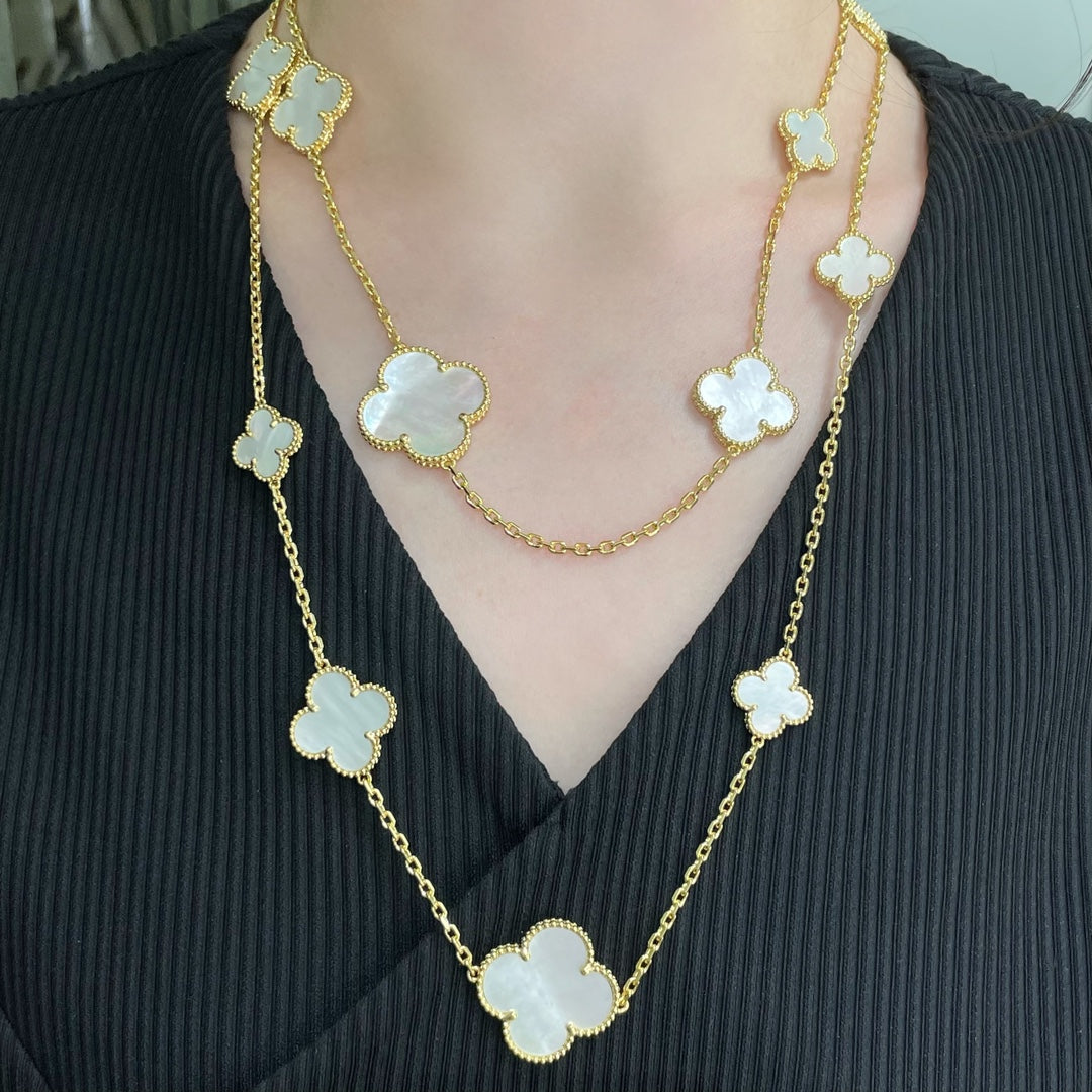 ¡®Lume Jewels¡¯CLOVER 16 MOTIF WHITE MOP GOLD NECKLACE