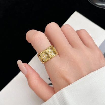 ¡®Lume Jewels¡¯PERLEE DIAMOND LARGE RING