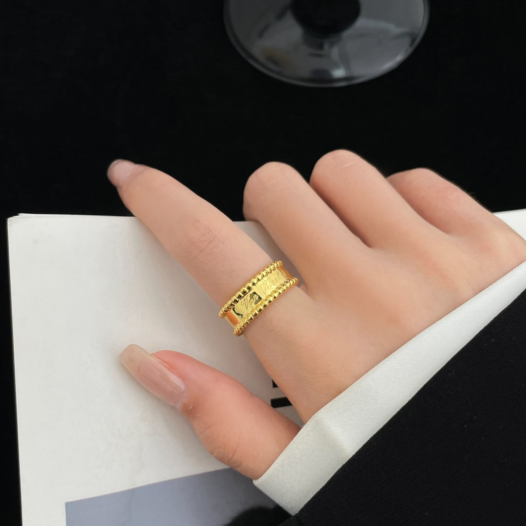 ¡®Lume Jewels¡¯PERLEE SIGNATURE RING