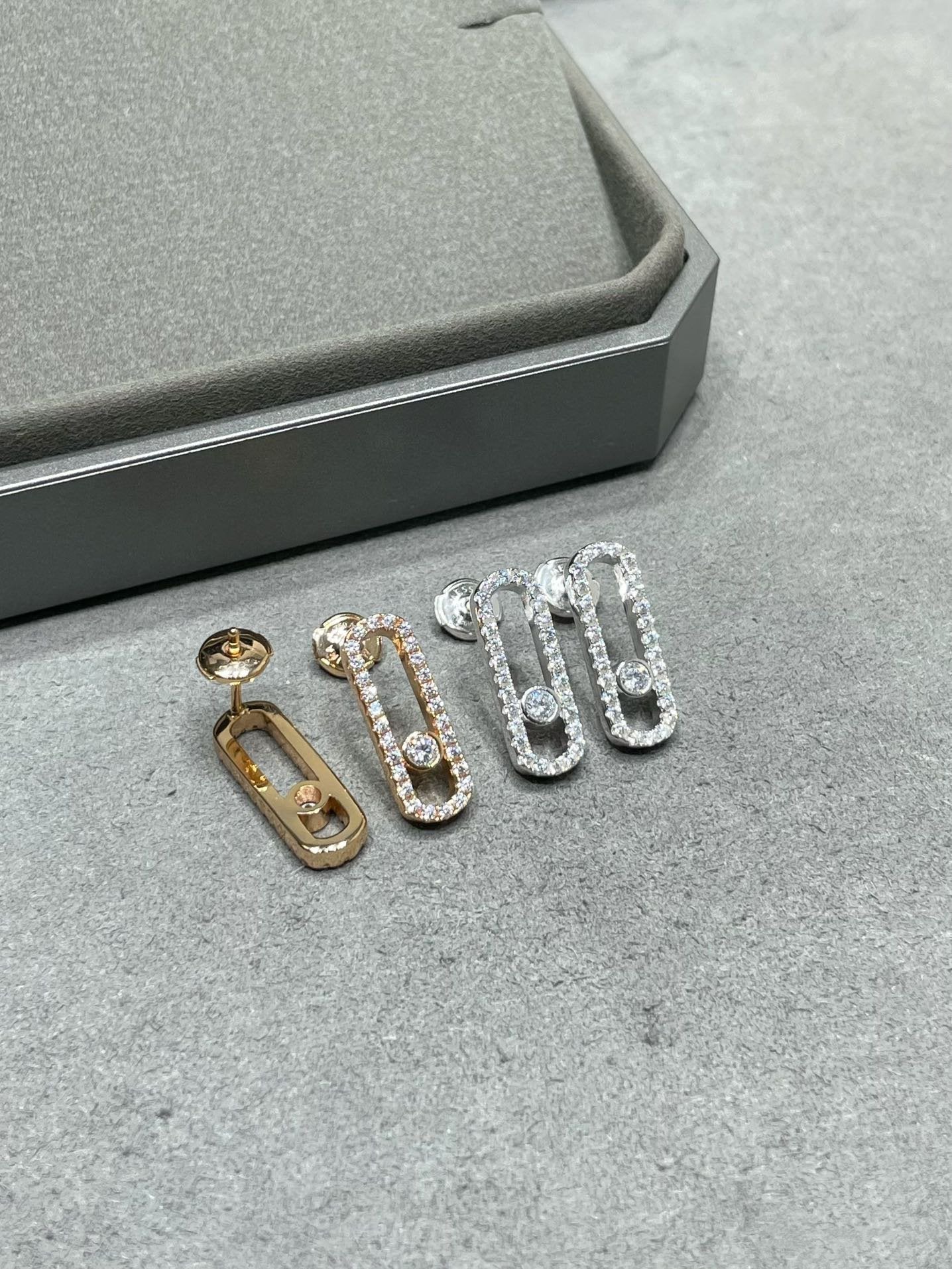 [Lume Jewels]MOVE UNO STUD DIAMOND PAVED EARRINGS