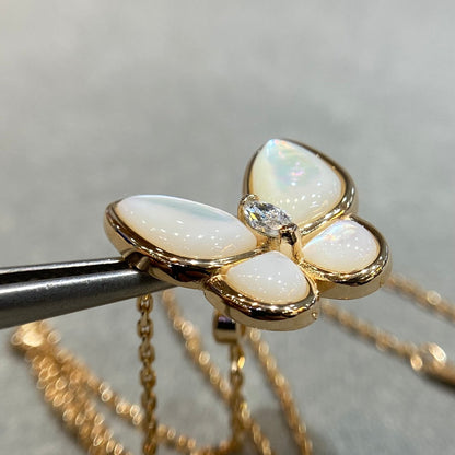 ¡®Lume Jewels¡¯BUTTERFLY MOP DIAMOND NECKLACE