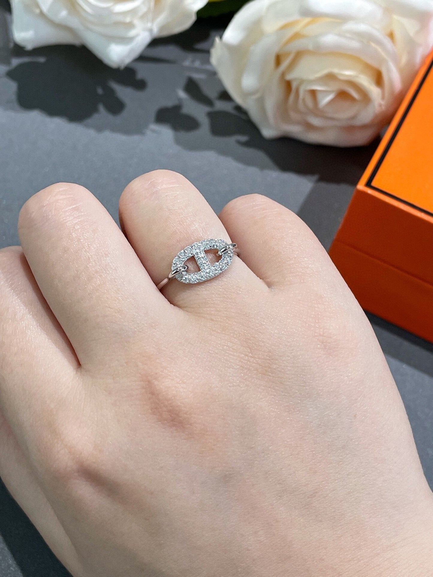 ¡®Lume Jewels¡¯RONDE SMALL DIAMOND RING