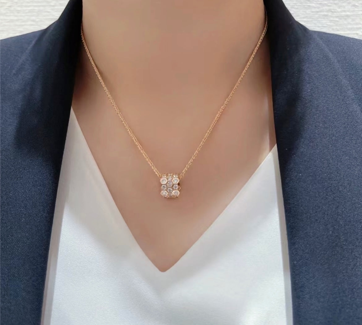 ¡®Lume Jewels¡¯BEE LOVE DIAMOND PAVED 3 ROW NECKLACE