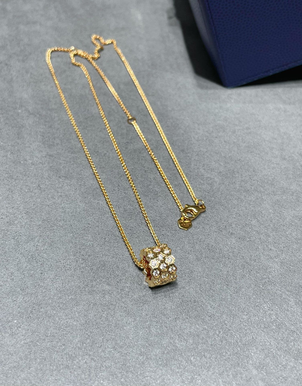 ¡®Lume Jewels¡¯BEE LOVE DIAMOND PAVED 3 ROW NECKLACE