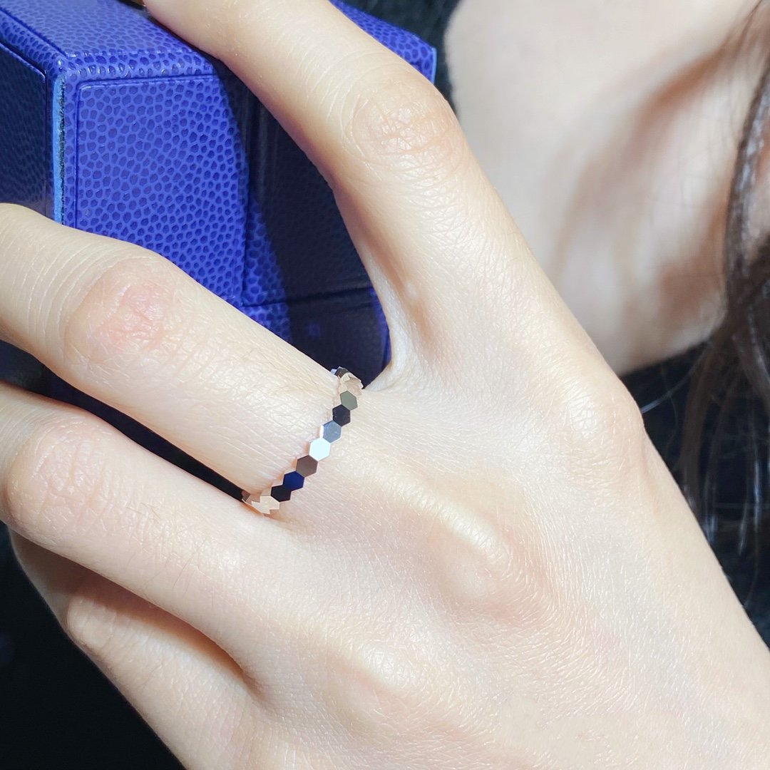 ¡®Lume Jewels¡¯BEE LOVE SMALL RING
