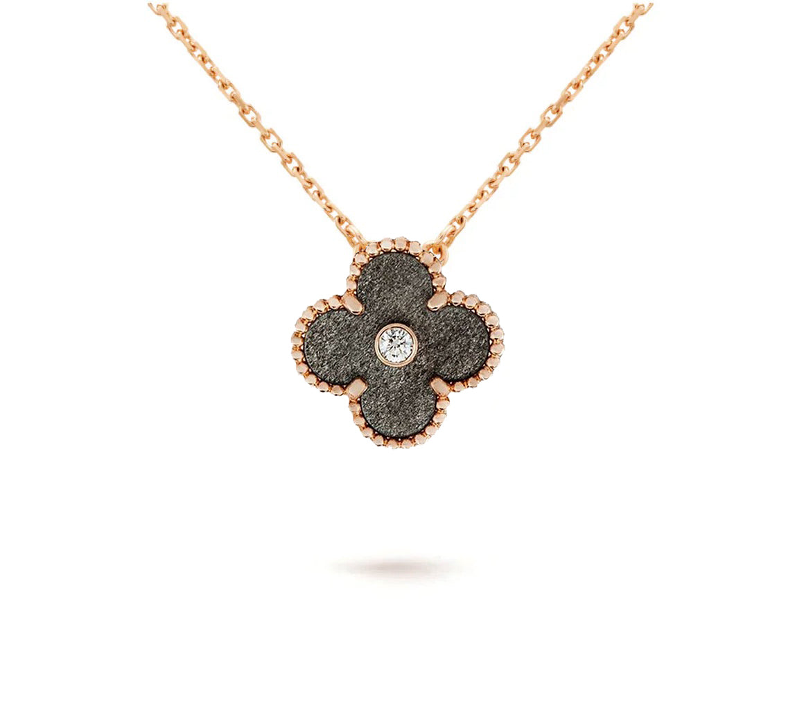 ¡®Lume Jewels¡¯CHRISTMAS LIMITED EDITION NECKLACE COLLECTION