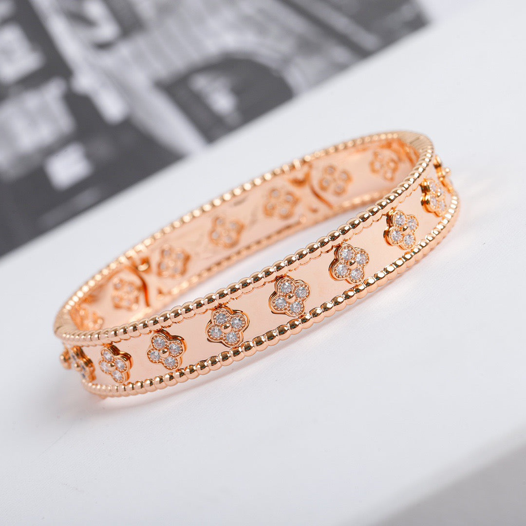¡®Lume Jewels¡¯CLOVER BRACELET 8MM DIAMONDS