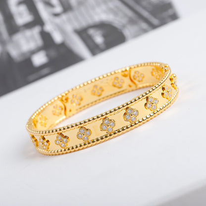 ¡®Lume Jewels¡¯CLOVER BRACELET 8MM DIAMONDS
