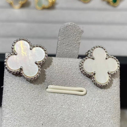 [Lume Jewels] CLOVER LARGE (20mm) 1 MOTIFS WHITE MOP STUD EARRINGS