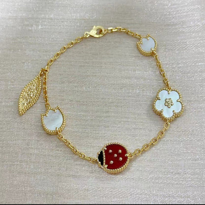 ¡®Lume Jewels¡¯LUCKY SPRING 5 MOTIF BRACELET