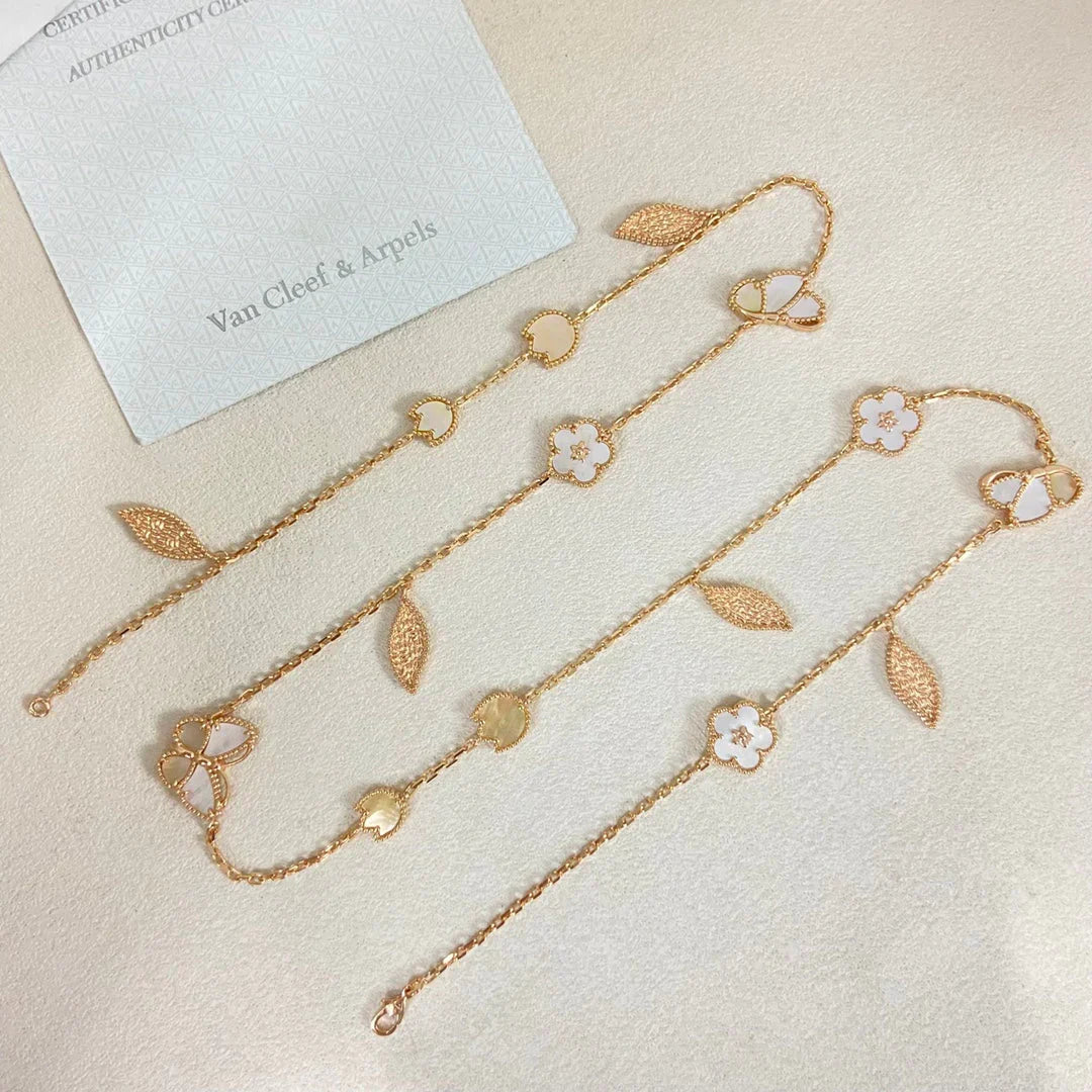 [Lume Jewels] 26 NEW CLOVER LUCKY LIGHT YELLOW AND WHITE SET