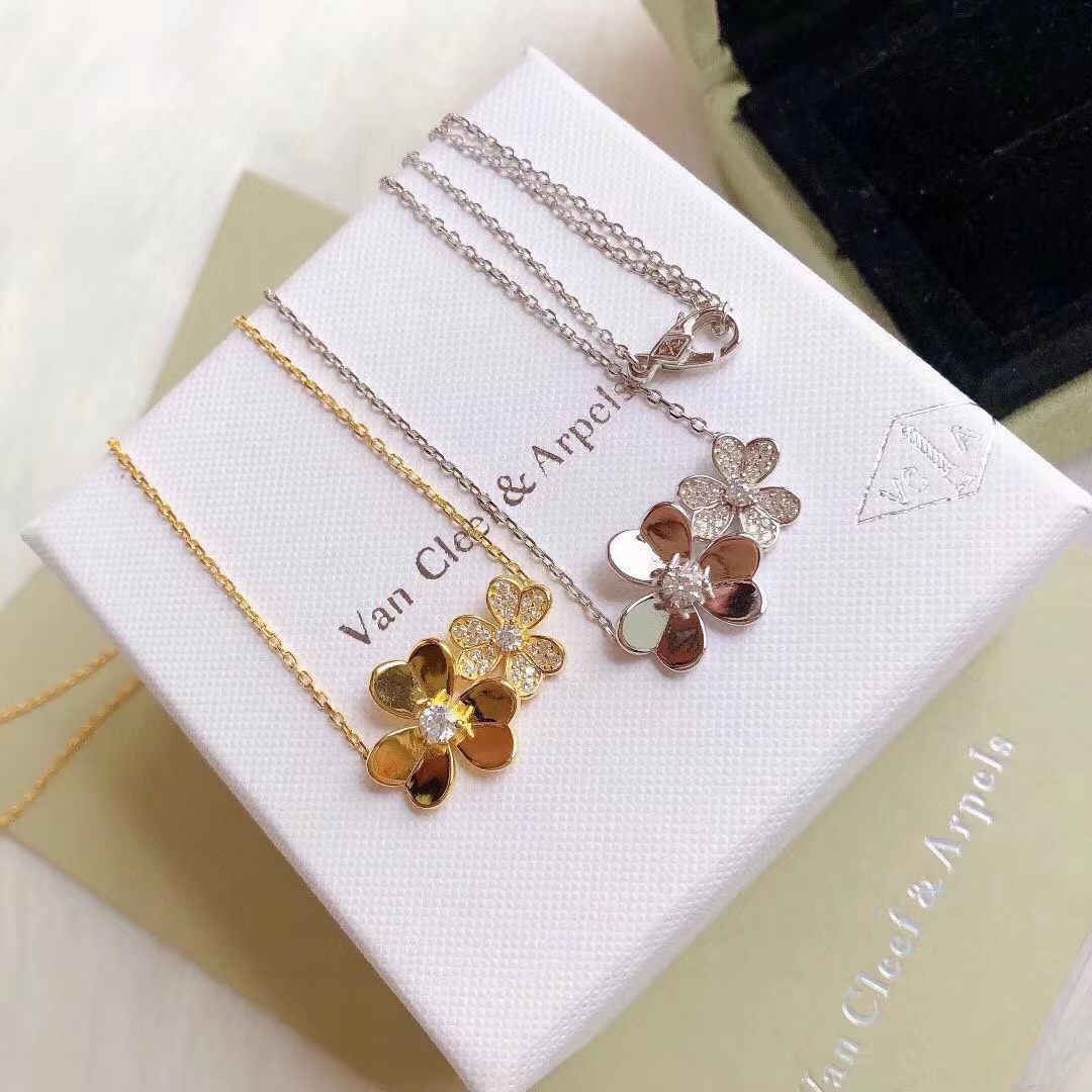 [Lume Jewels] Two Flowers & Clover Choker