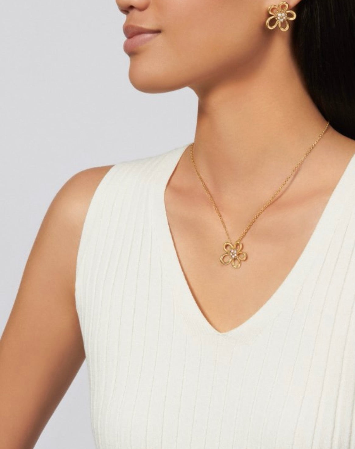 [Lume Jewels] Flower Jewelry Set with Diamond Center