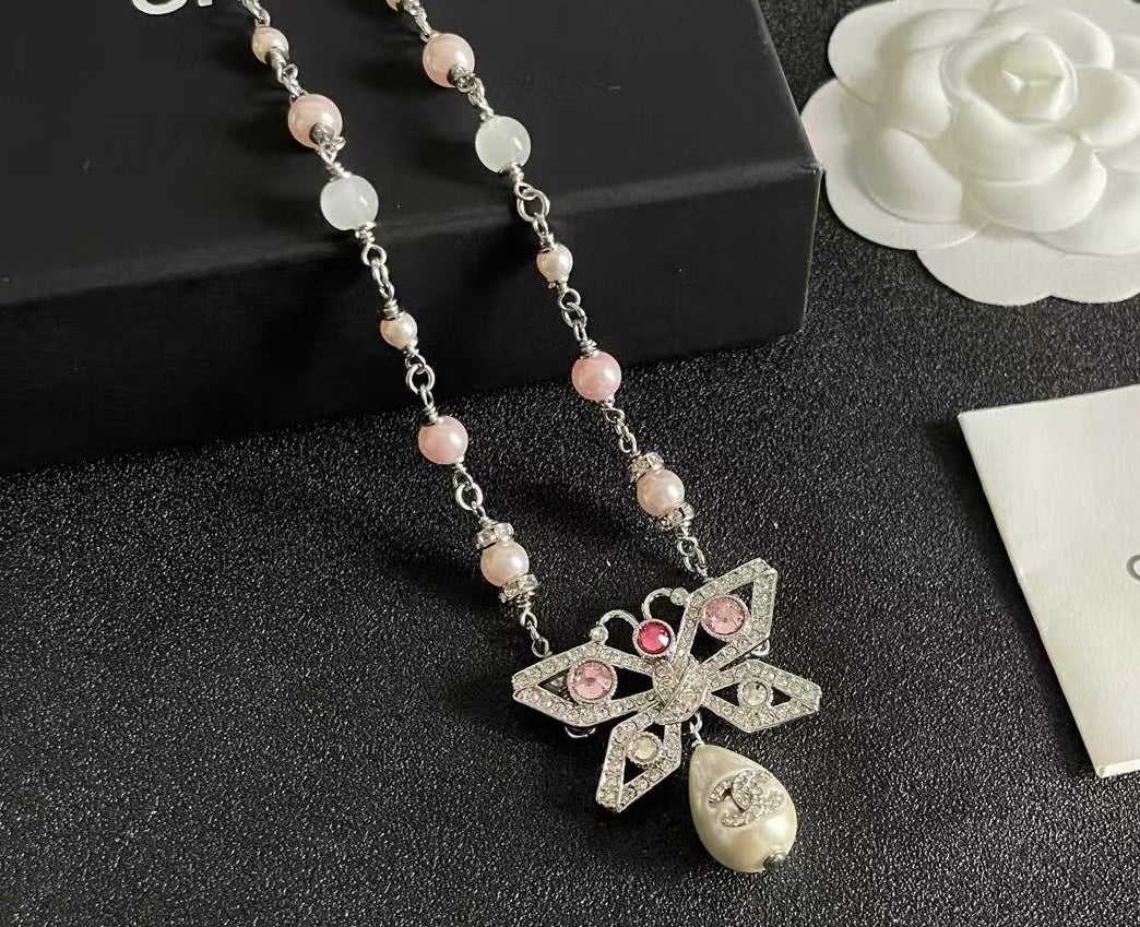 [Lume Jewels] Bow & Pearl Double C Pavé Diamond Necklace