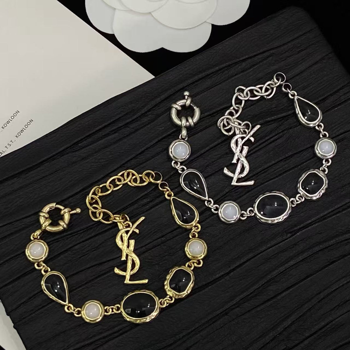 ¡®Lume JewelsCabochon Stone Bracelet