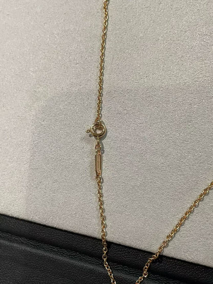 [Lume Jewels]T House Diamond-Studded Knot Necklace