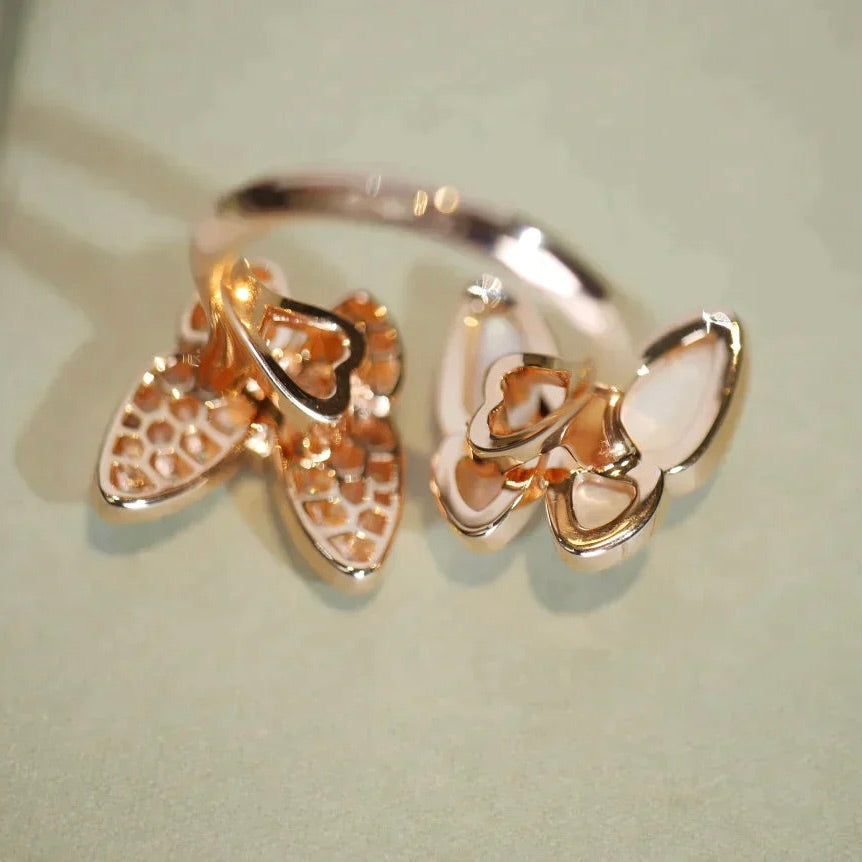 ¡®Lume Jewels¡¯TWIN BUTTERFLY DIAMOND MOP RING