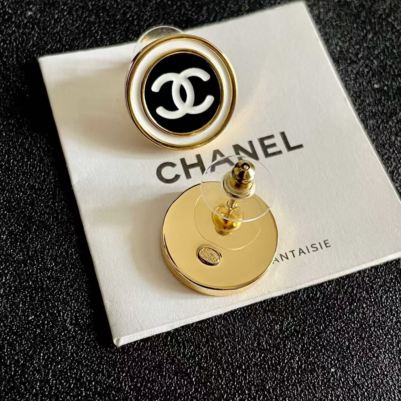 [Lume Jewels]Classic Double C Stud Earrings