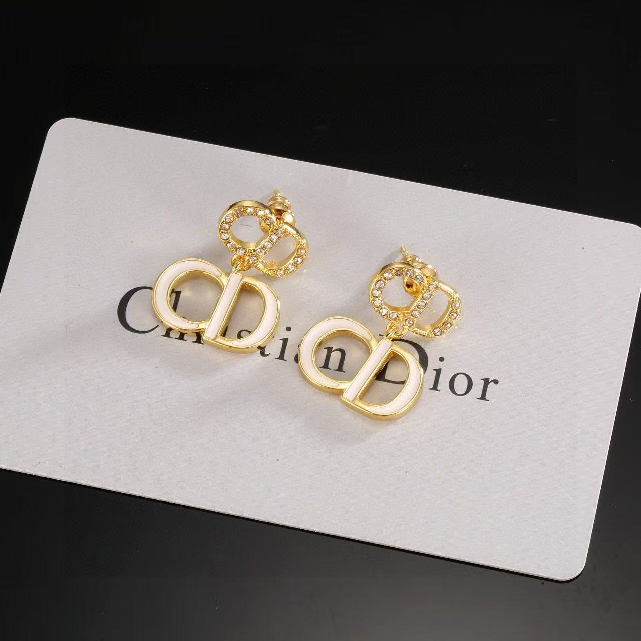 [Lume Jewels]Gold CD Letter Stud Earrings